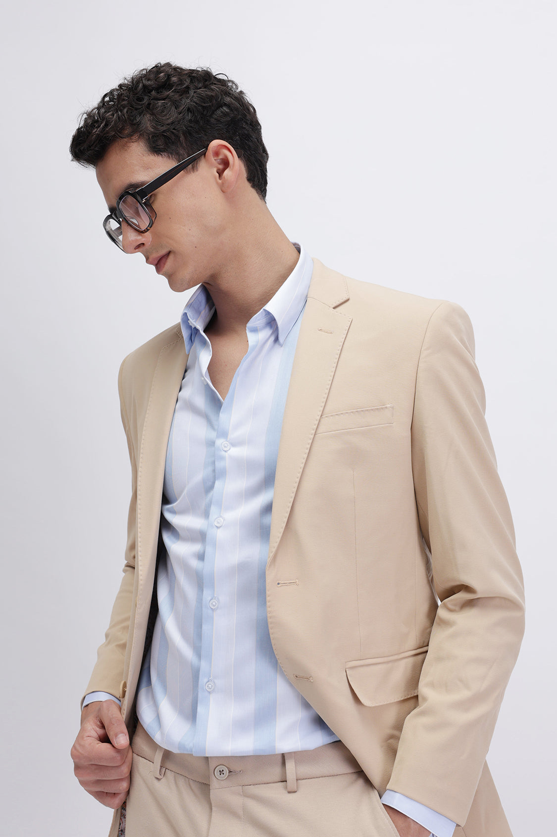 VERTICAL STRIPED SHIRT