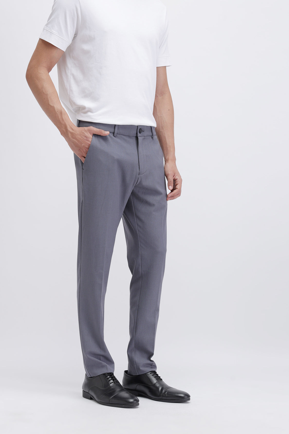 SLIM FIT CASUAL TROUSER
