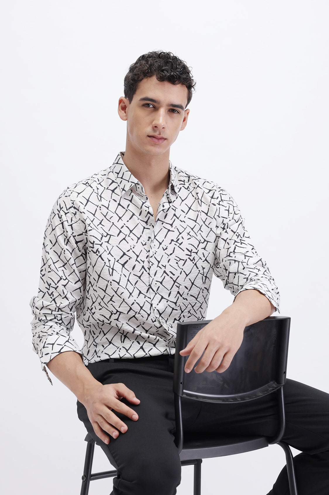 ABSTRACT PRINTED SLIM FIT SHIRT
