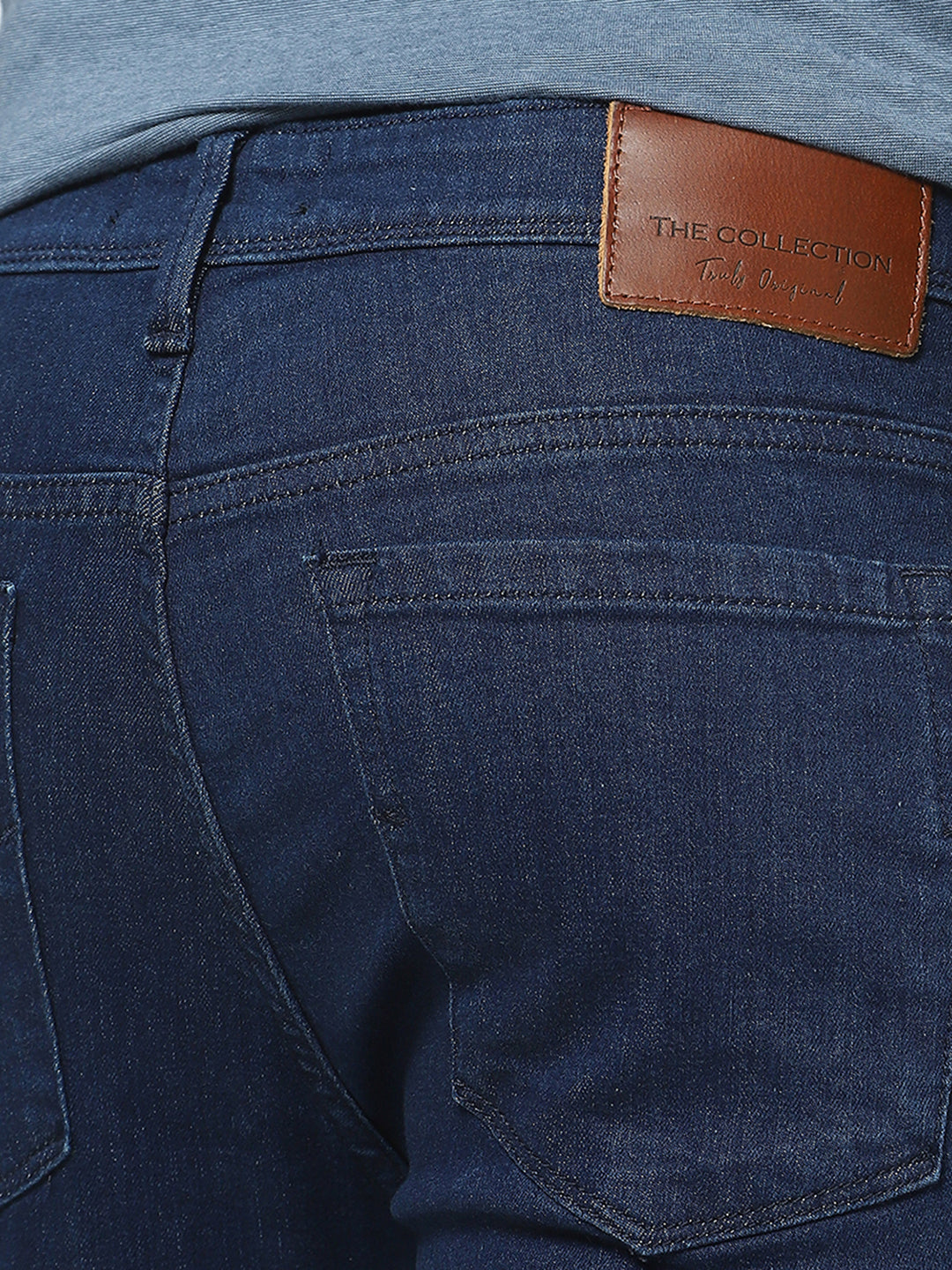 Men Slim Mid Rise Blue Jeans