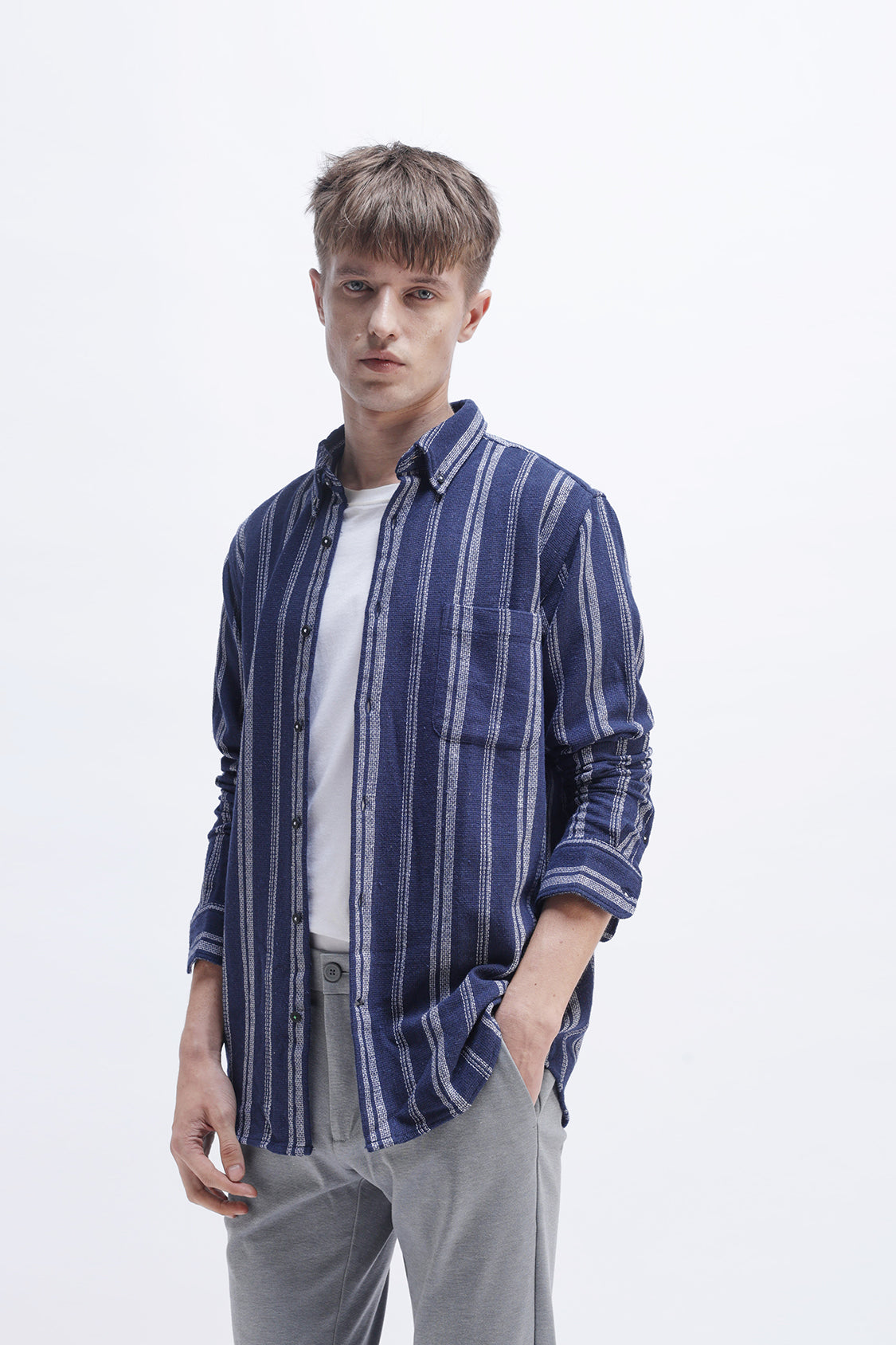 VERTICAL STRIPED SLIM FIT SHIRT