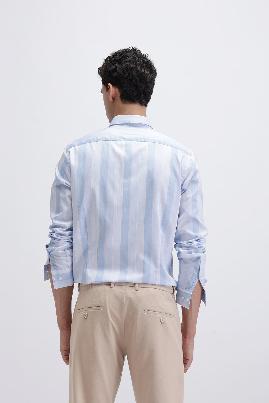 VERTICAL STRIPED SHIRT