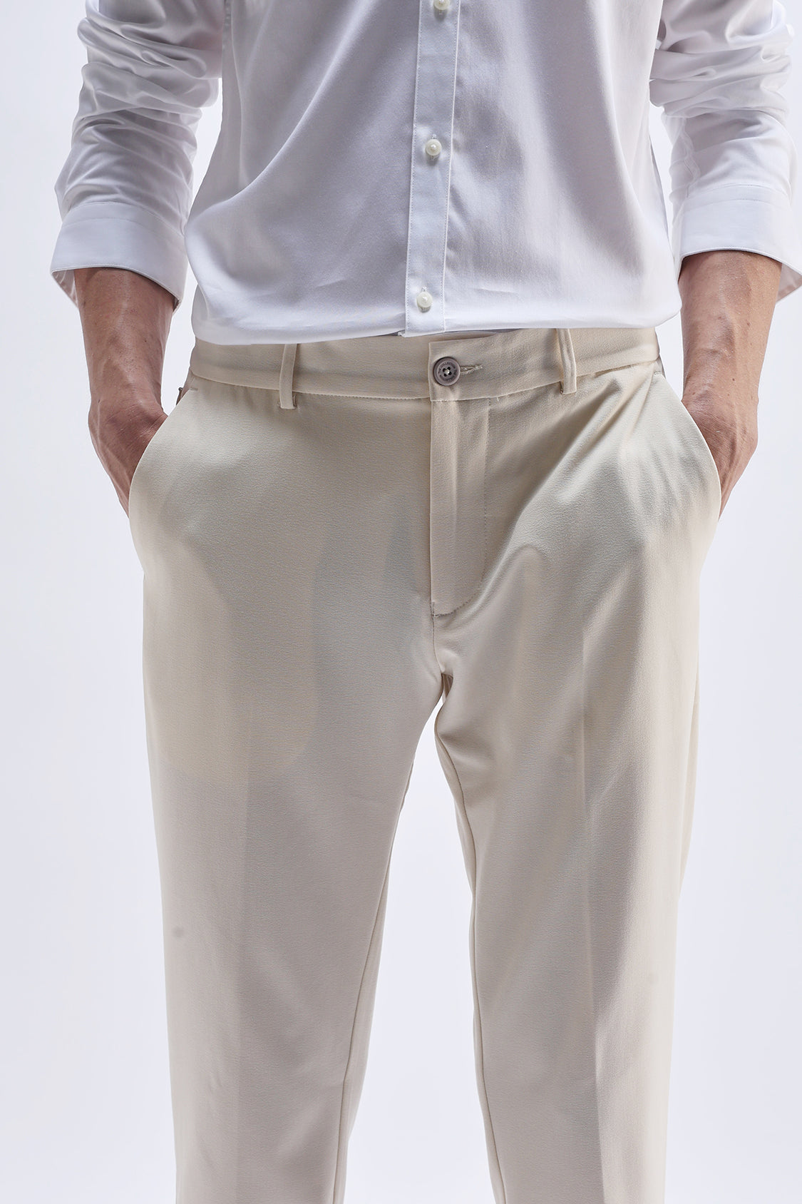 SLIM FIT CASUAL TROUSER